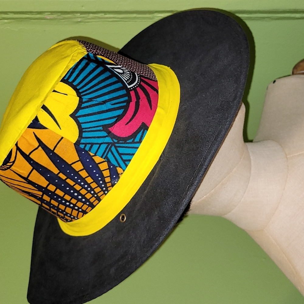 Hat - Picture 2 of 7